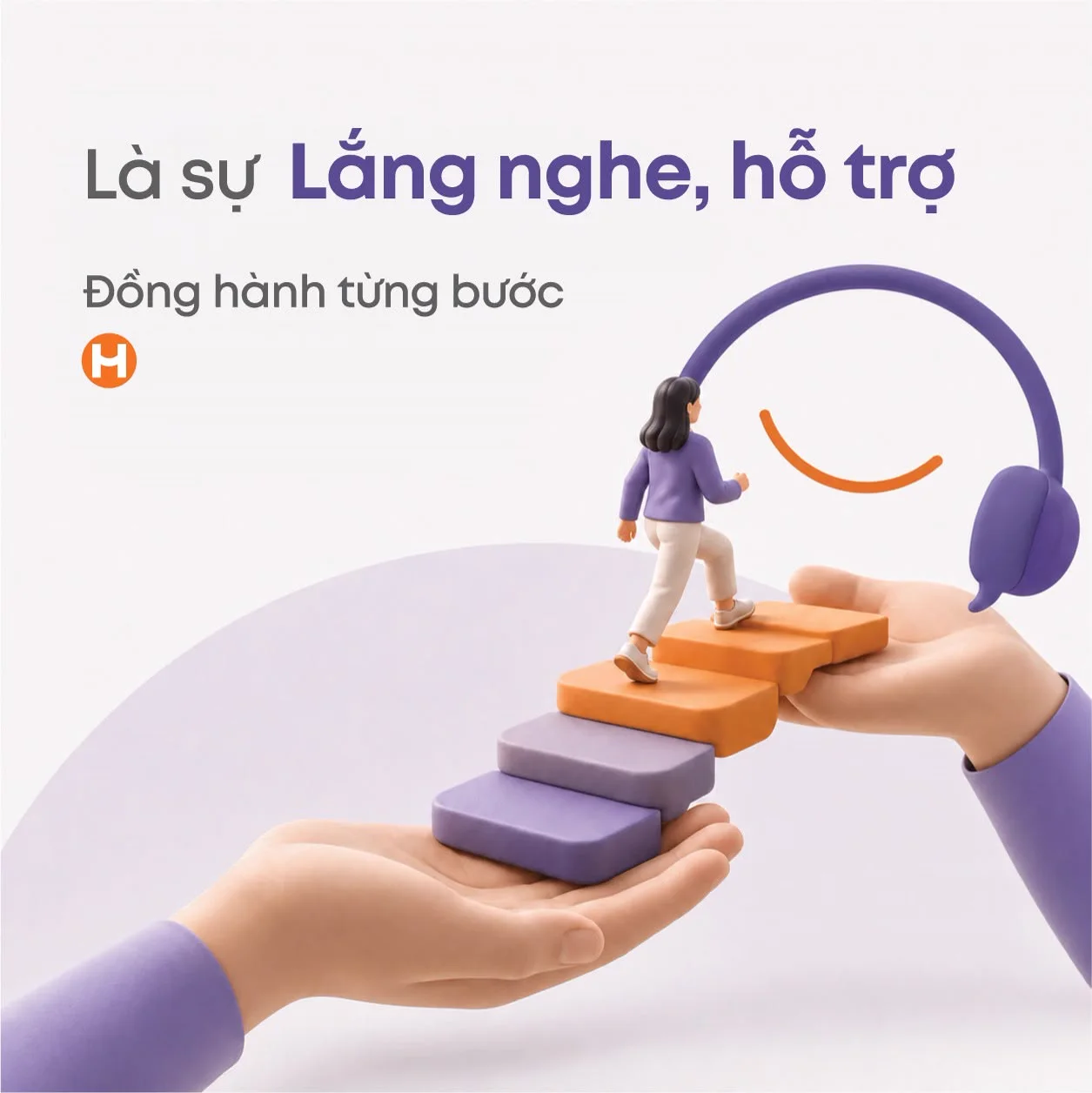 Happy Money lắng nghe và hỗ trợ khách hàng tìm hiểu bảo hiểm xe máy